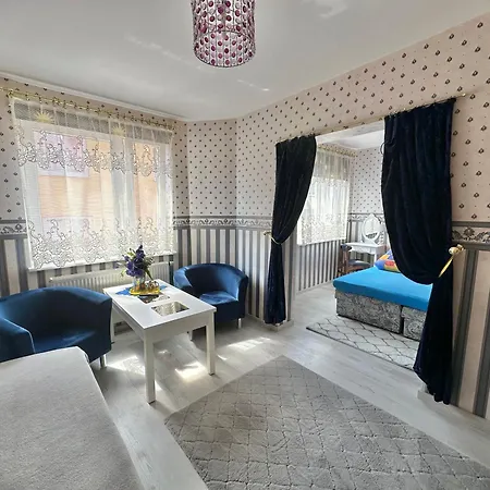 La Rose Guest house *